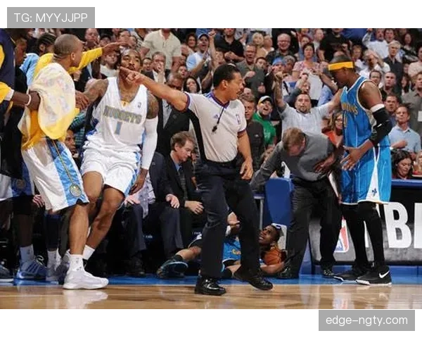 详解三秒区规则国际与NBA差异,篮球迷必须了解的裁判判罚标准 详解三秒区规则国际与NBA差异,篮球迷必须了解的裁判判罚标准